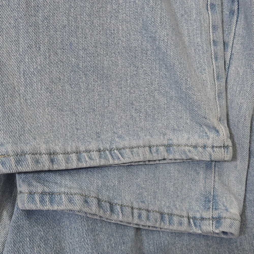 wrangler jeans mens size 38 light blue Basic Denim Jean